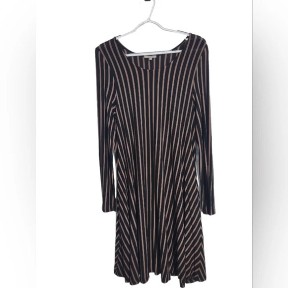 Jodifl dress long sleeve slimming black and brown striped geometric size small - Picture 2 of 9